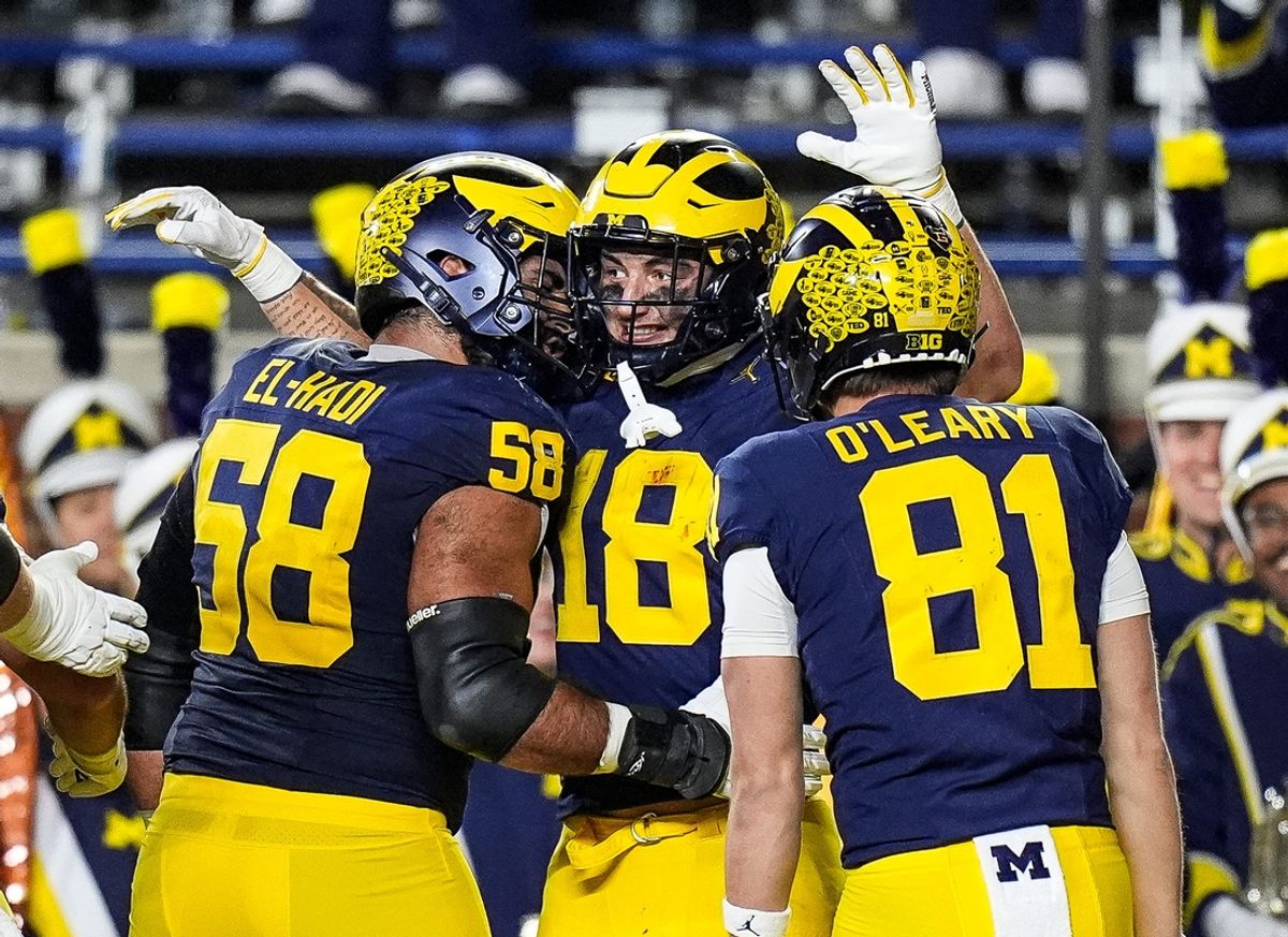 Michigan tight end Colston Loveland (18) celebrates a touchdown against Michigan State during the first half at Michigan Stadium in Ann Arbor on Saturday, Oct. 26, 2024.