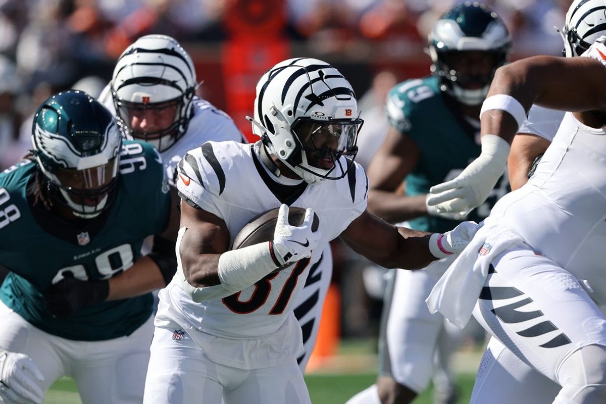 Oct 27, 2024; Cincinnati, Ohio, USA;  Cincinnati Bengals running back Zack Moss (31) runs the ball during the first quarter against the Philadelphia Eagles at Paycor Stadium. Mandatory Credit: Joseph Maiorana-Imagn Images