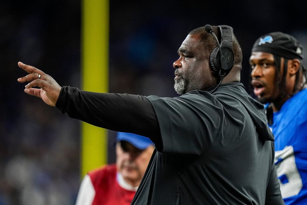 Detroit Lions defensive line coach Terrell Williams communicates with players during the second half against Tennessee Titans at Ford Field in Detroit on Sunday, Oct. 27, 2024.