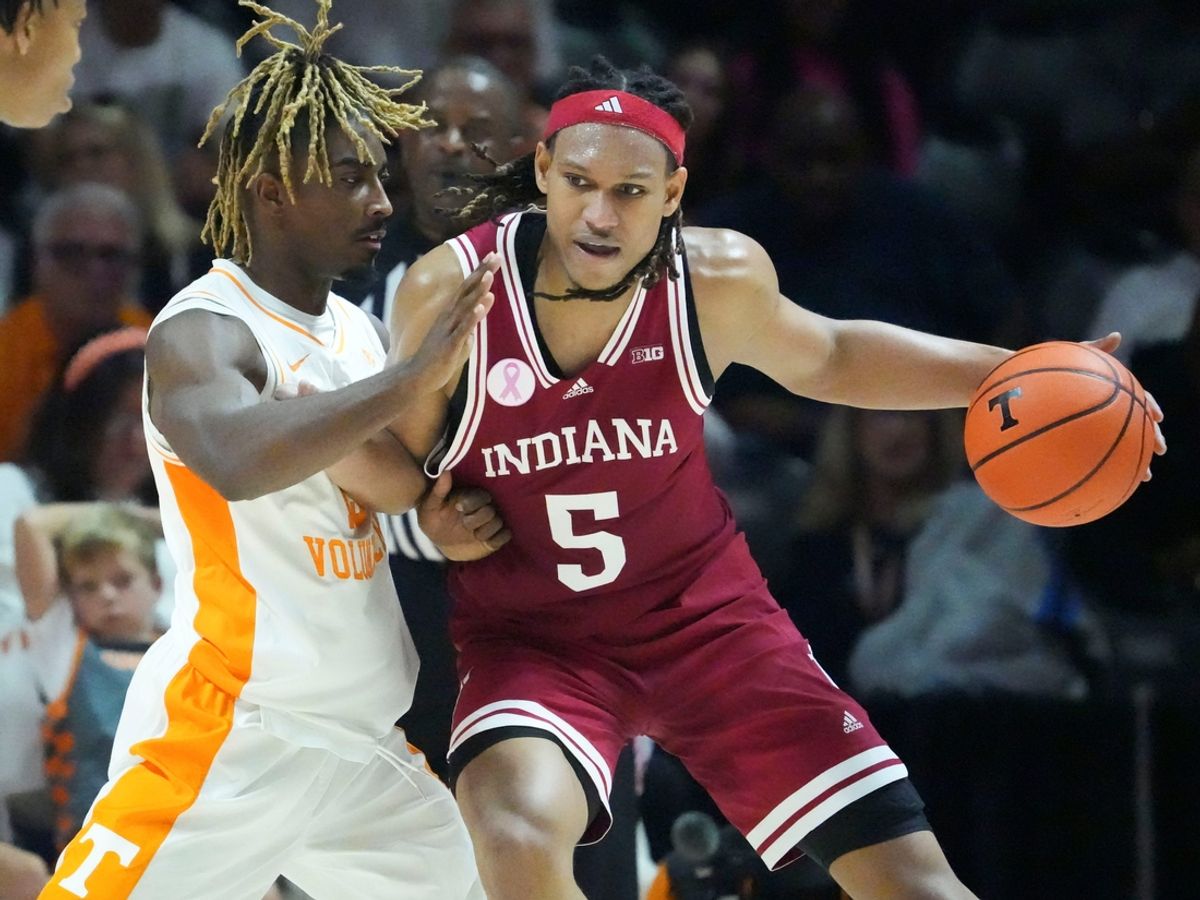 Indiana forward Malik Reneau (5) tries to get to the basker while guarded by Tennessee guard Jahmai Mashack (15) during a college basketball exhibition game on Sunday, October 27, 2024, in Knoxville. Tenn.