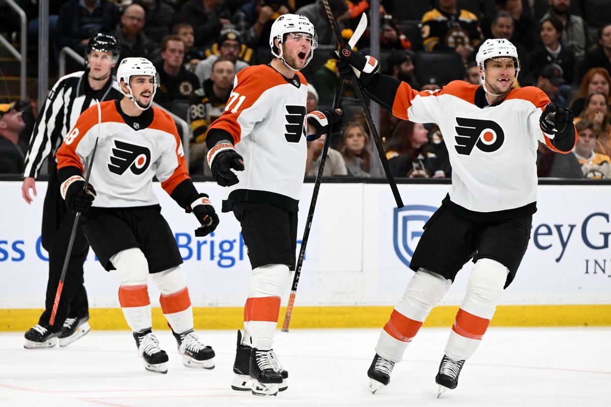 Oct 29, 2024; Boston, Massachusetts, USA; Philadelphia Flyers right wing Tyson Foerster (71) celebrates with his teammates after scoring a goal against the Boston Bruins during the second period at TD Garden. Mandatory Credit: Brian Fluharty-Imagn Images