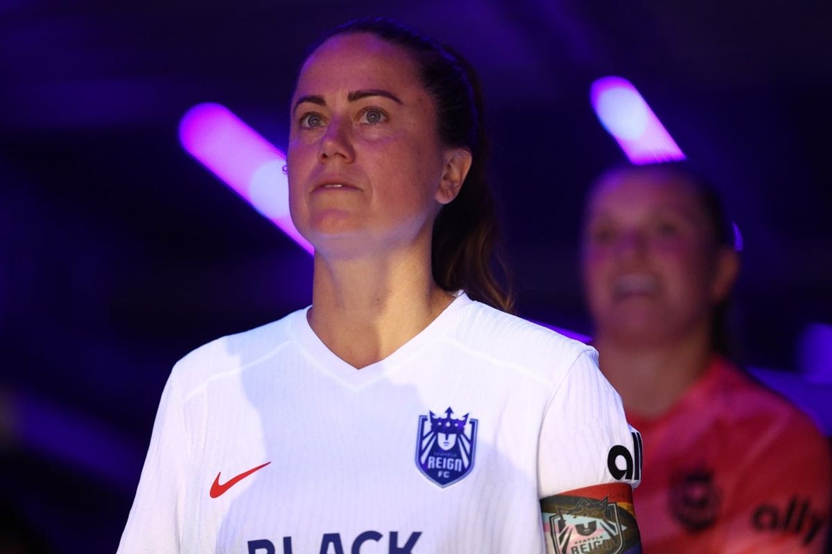 Nov 2, 2024; Orlando, Florida, USA; Seattle Reign FC defender Lauren Barnes (3) befor the match against the Orlando Pride at Inter&Co Stadium. Mandatory Credit: Nathan Ray Seebeck-Imagn Images