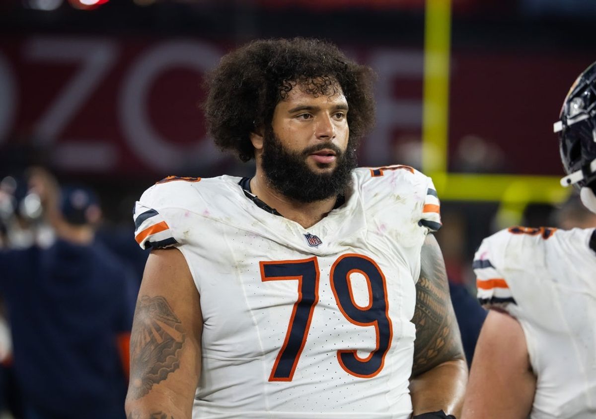 Nov 3, 2024; Glendale, Arizona, USA; Chicago Bears guard Matt Pryor (79) against the Arizona Cardinals at State Farm Stadium. Mandatory Credit: Mark J. Rebilas-Imagn Images
