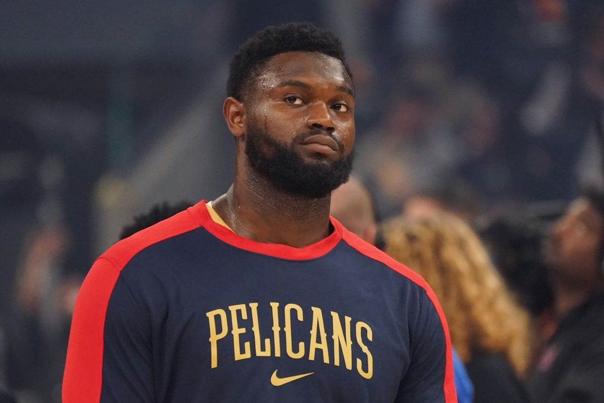 Oct 30, 2024; San Francisco, California, USA;  New Orleans Pelicans forward Zion Williamson (1) warms up before the game against the Golden State Warriors at Chase Center. Mandatory Credit: David Gonzales-Imagn Images