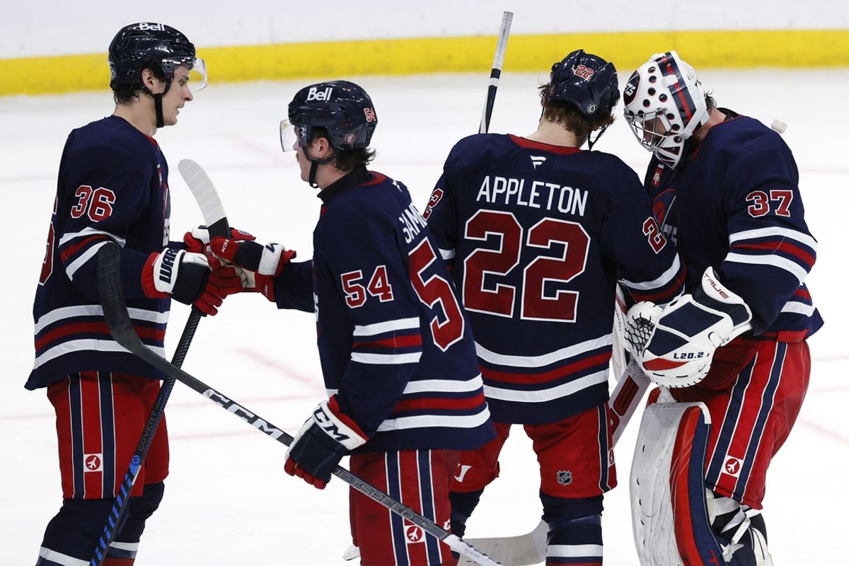 Nov 9, 2024; Winnipeg, Manitoba, CAN; Winnipeg Jets celebrate their victory over the Dallas Stars at Canada Life Centre. Mandatory Credit: James Carey Lauder-Imagn Images