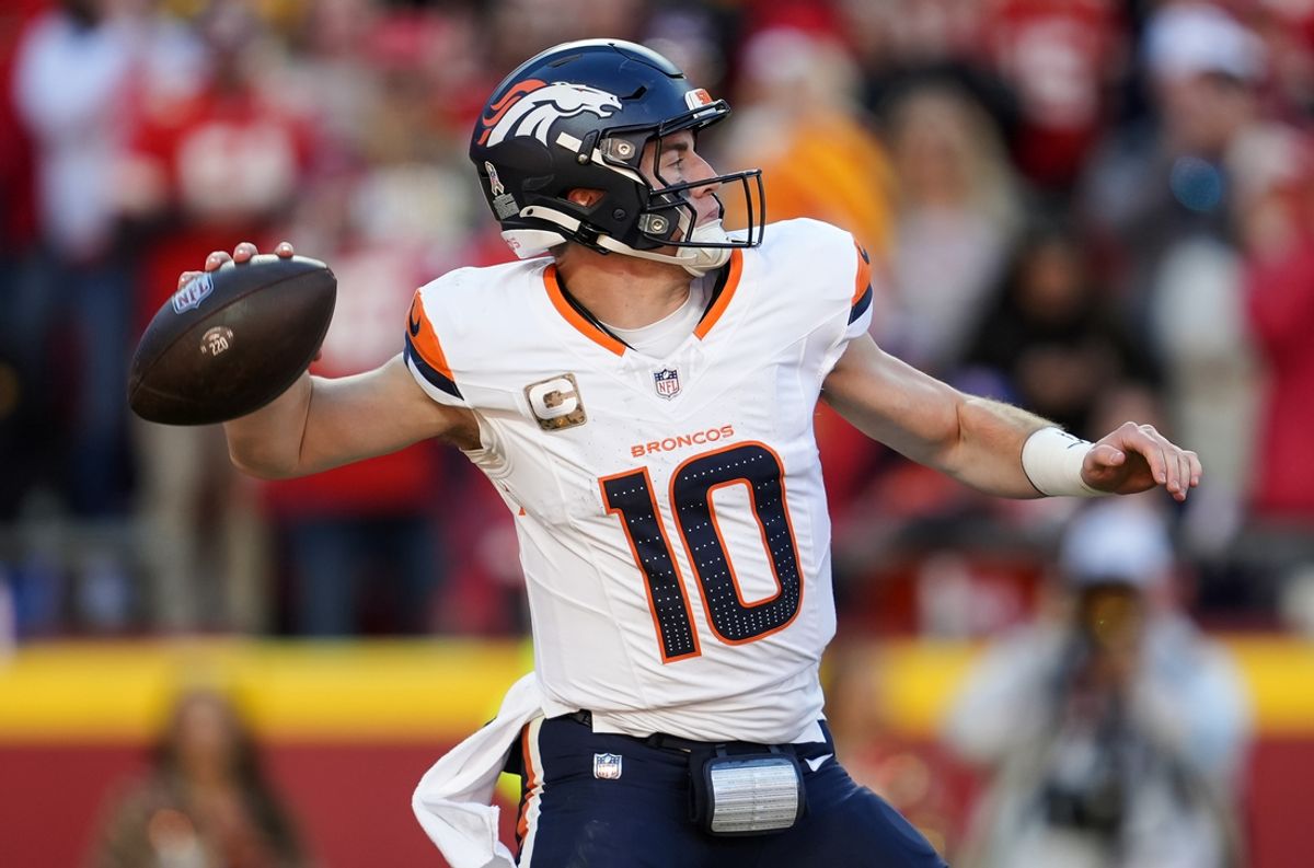 Nov 10, 2024; Kansas City, Missouri, USA; Denver Broncos quarterback Bo Nix (10) throws a pass during the second half against the Kansas City Chiefs at GEHA Field at Arrowhead Stadium. Mandatory Credit: Jay Biggerstaff-Imagn Images
