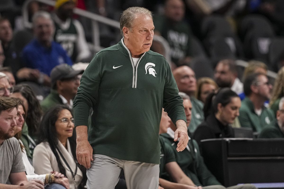 Nov 12, 2024; Atlanta, Georgia, USA; Michigan State Spartans head coach Tom Izzo reacts on the bench against the Kansas Jayhawks during the first half at State Farm Arena. Mandatory Credit: Dale Zanine-Imagn Images