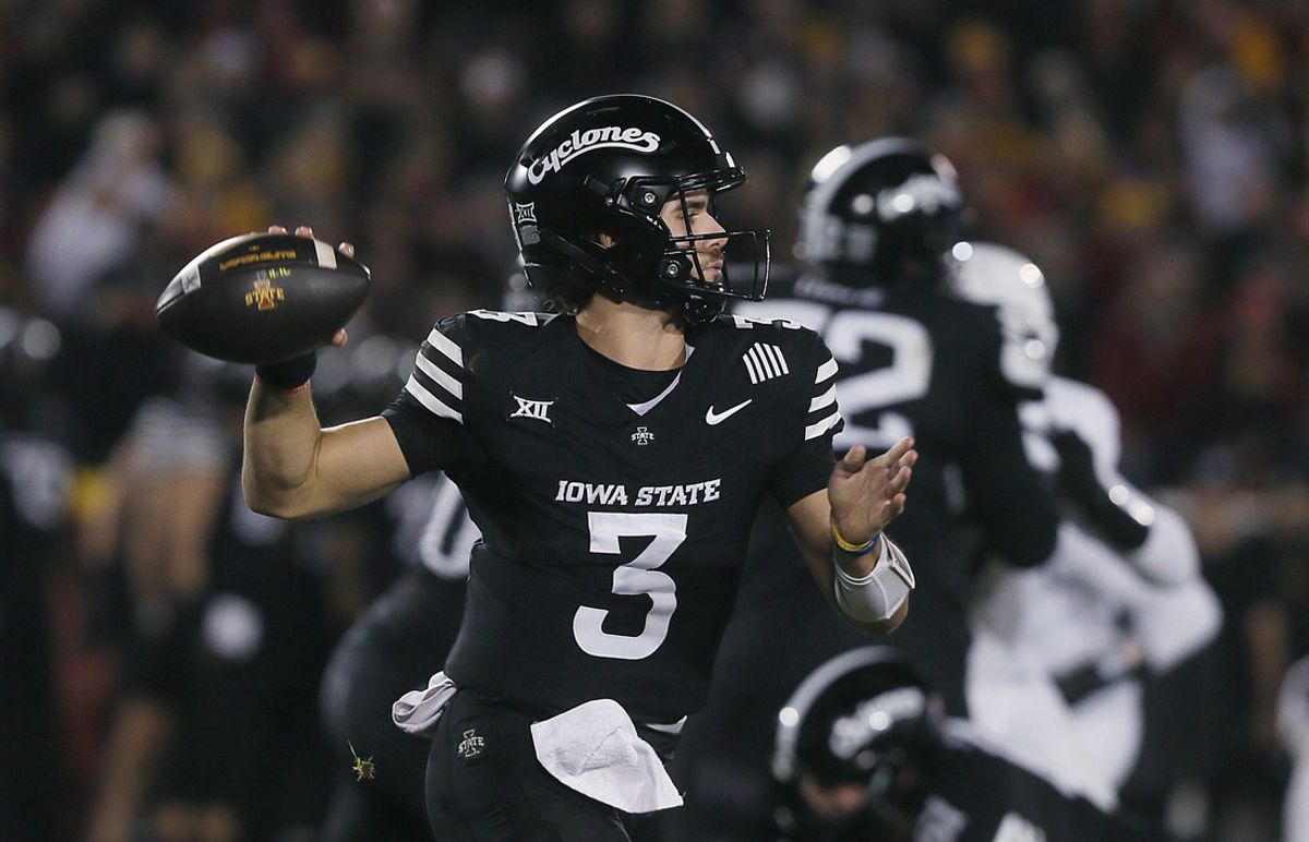 Iowa State Cyclones quarterback Rocco Becht (3) passes the ball against Cincinnati during the third quarter in the week-12 NCAA football at Jack Trice Stadium on Saturday, Nov. 16, 2024, in Ames, Iowa.