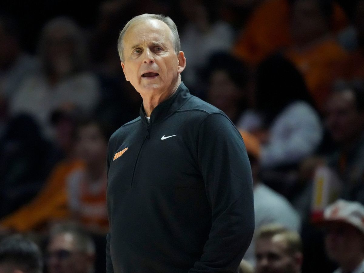 Tennessee basketball coach Rick Barnes during the NCAA college basketball game against Austin Peay on Sunday, Nov. 17, 2024, in Knoxville, Tenn.