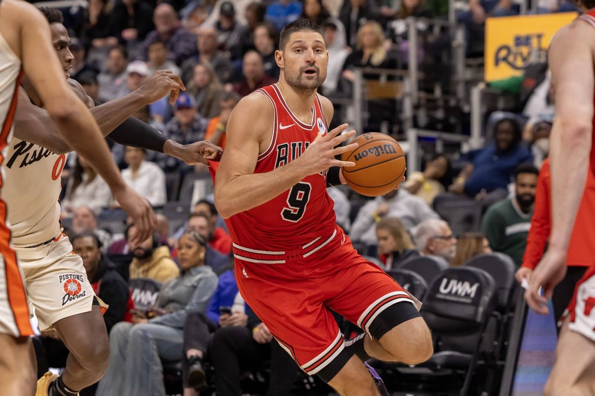 Nov 18, 2024; Detroit, Michigan, USA; Chicago Bulls center Nikola Vucevic (9) drives to the basket against the Detroit Pistons during the second half at Little Caesars Arena. Mandatory Credit: David Reginek-Imagn Images