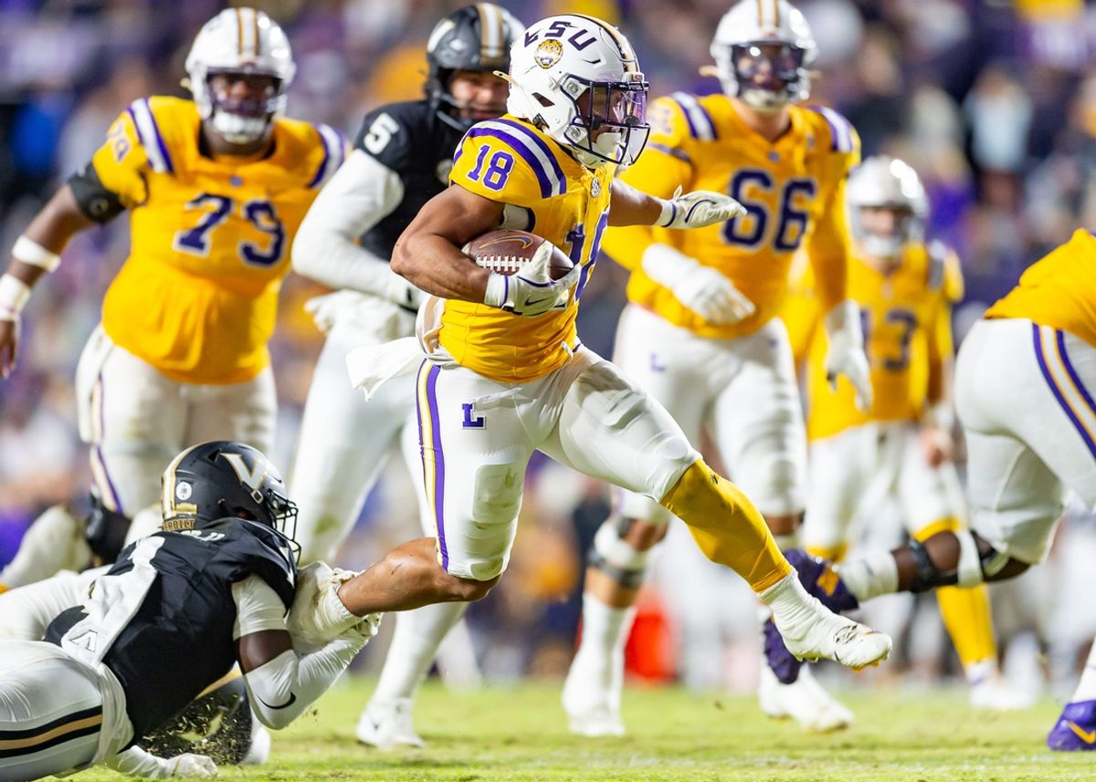 Runningback Josh Williams 18 scores a touchdown as the LSU Tigers take on the Vanderbilt Commodores. Nov 23, 2024; Baton Rouge, Louisiana, USA; at Tiger Stadium.