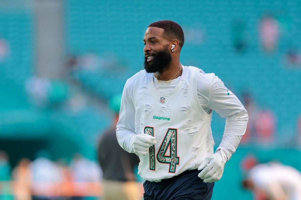 Nov 24, 2024; Miami Gardens, Florida, USA; Miami Dolphins wide receiver Odell Beckham Jr. (3) runs on the field before the game against the New England Patriots at Hard Rock Stadium. Mandatory Credit: Sam Navarro-Imagn Images