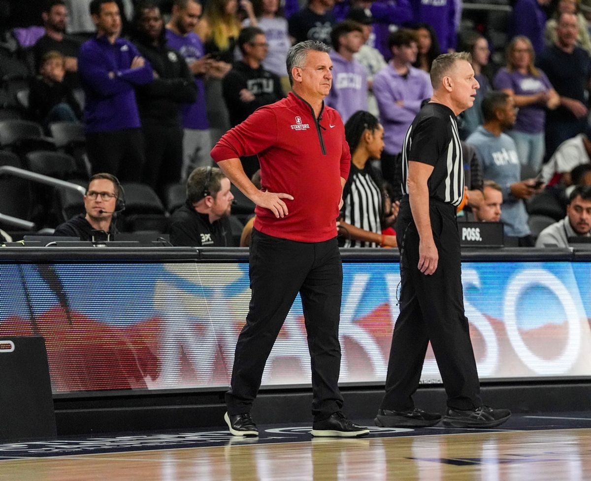 Stanford head coach Kyle Smith watches his team get set for the first half of their game in the Acrisure Series in Palm Desert, Calif., Tuesday, Nov. 26, 2024.