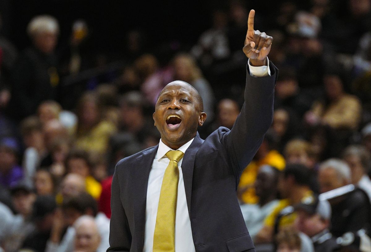 Nov 27, 2024; Columbia, Missouri, USA; Missouri Tigers head coach Dennis Gates calls a play during the first half against the Lindenwood Lions at Mizzou Arena. Mandatory Credit: Jay Biggerstaff-Imagn Images