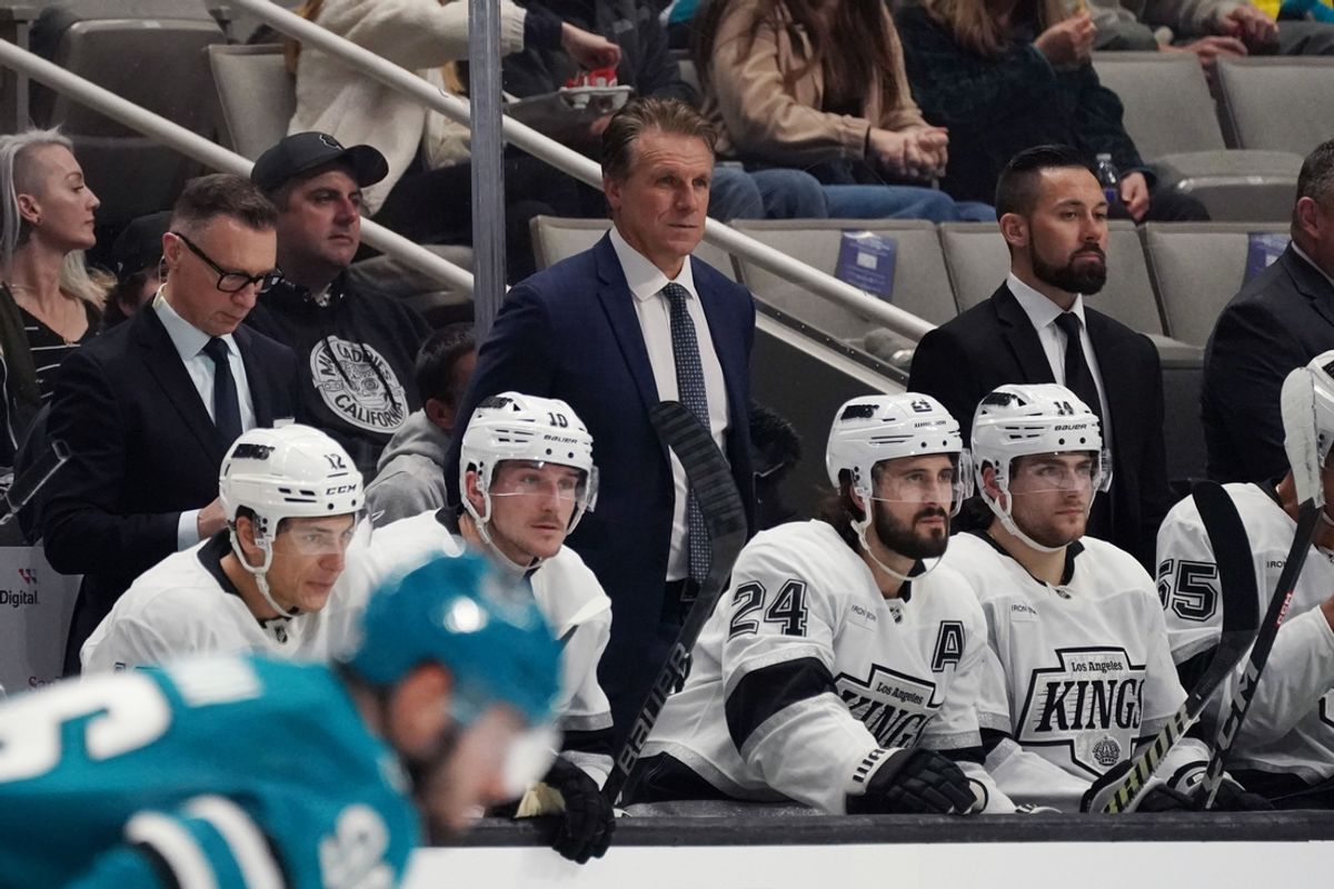 Nov 25, 2024; San Jose, California, USA;  Los Angeles Kings head coach Jim Hiller watches the action against the San Jose Sharks in the third period at SAP Center at San Jose. Mandatory Credit: David Gonzales-Imagn Images