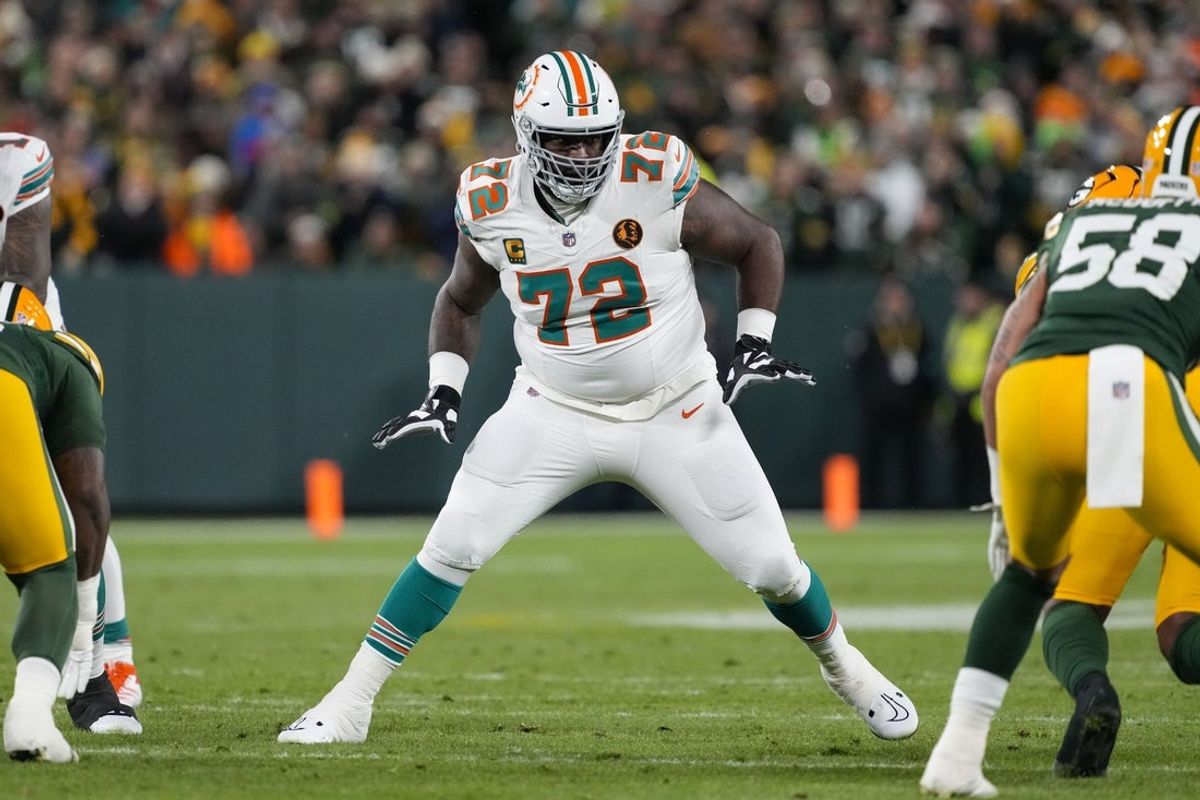 Nov 28, 2024; Green Bay, Wisconsin, USA;  Miami Dolphins offensive tackle Terron Armstead (72) during the game against the Green Bay Packers at Lambeau Field. Mandatory Credit: Jeff Hanisch-Imagn Images
