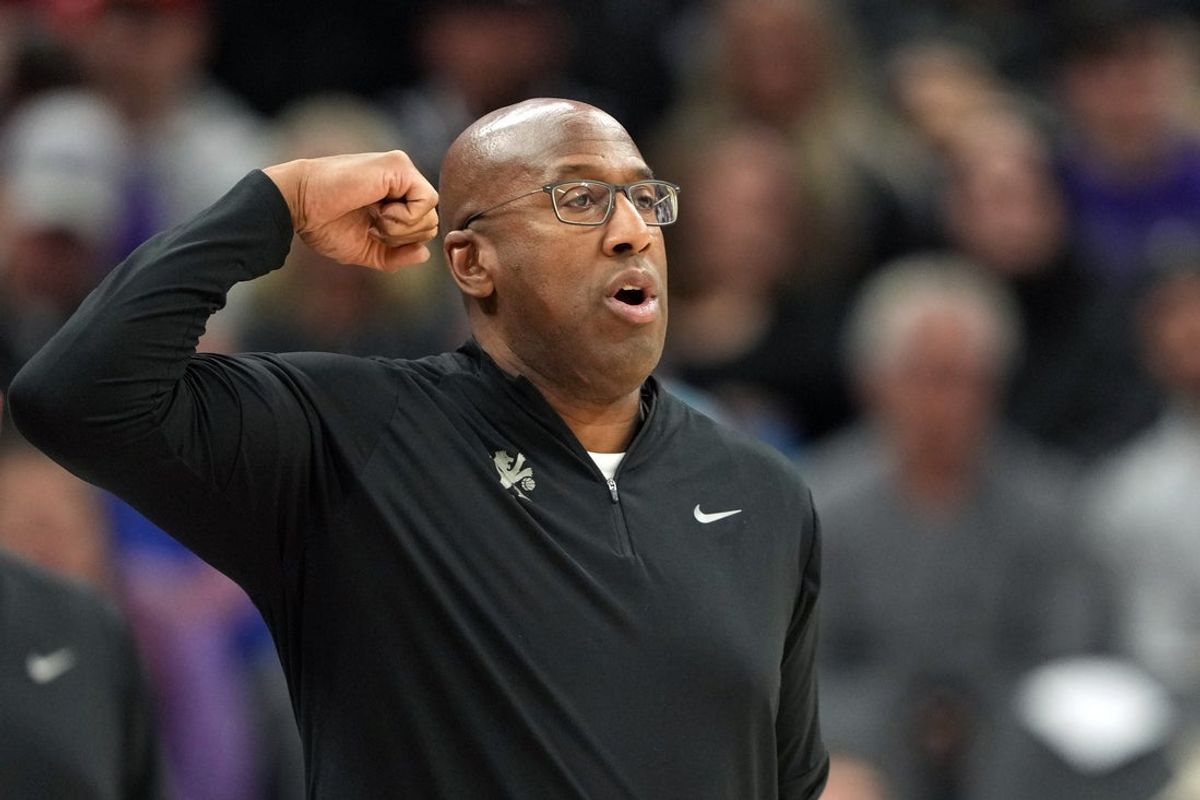 Dec 8, 2024; Sacramento, California, USA; Sacramento Kings head coach Mike Brown gestures during the first quarter against the Utah Jazz at Golden 1 Center. Mandatory Credit: Darren Yamashita-Imagn Images