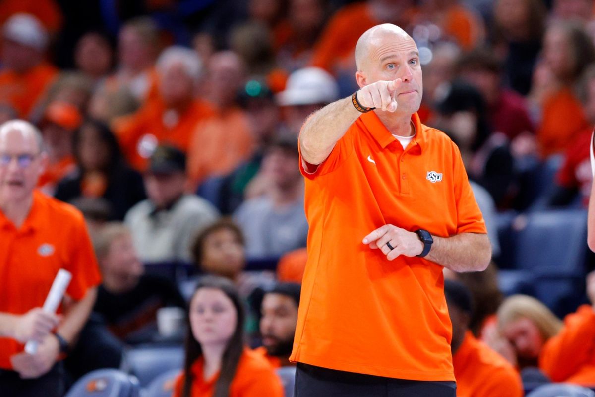 Oklahoma State coach Steve Lutz points during a men's college Bedlam basketball game between the University of Oklahoma Sooners (OU) and the Oklahoma State University Cowboys (OSU) at Paycom Center in Oklahoma City, Saturday, Dec. 14, 2024. Oklahoma won 80-65.