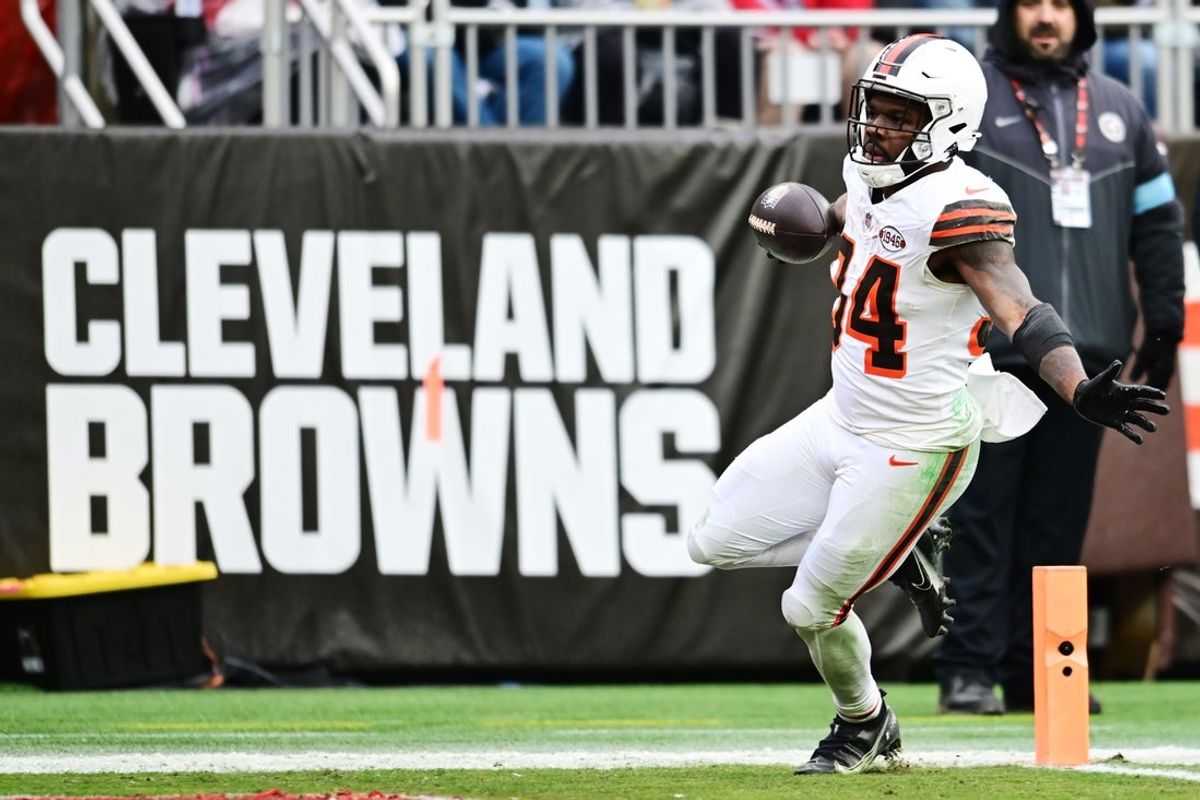 Dec 15, 2024; Cleveland, Ohio, USA; Cleveland Browns running back Jerome Ford (34) scores a touchdown during the second half against the Kansas City Chiefs at Huntington Bank Field. Mandatory Credit: Ken Blaze-Imagn Images