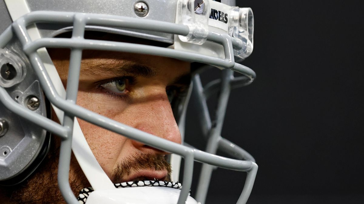 Is Derek Carr on the way out in Vegas?