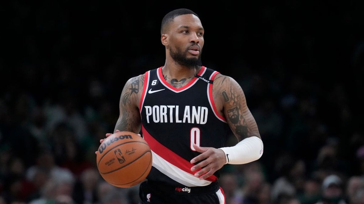 Something still has to give between Damian Lillard and the Blazers.