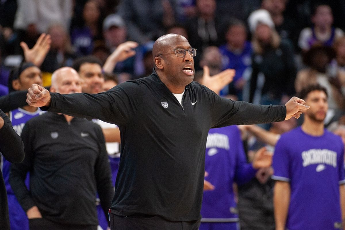 Dec 21, 2024; Sacramento, California, USA; Sacramento Kings head coach Mike Brown calls for a foul during the fourth quarter of the game against the Los Angeles Lakers at Golden 1 Center. Mandatory Credit: Ed Szczepanski-Imagn Images
