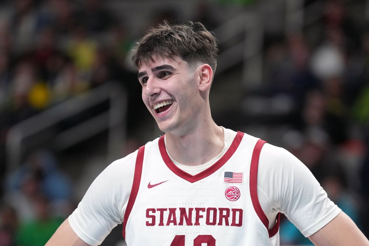 Dec 21, 2024; San Jose, California, USA; Stanford Cardinal forward Maxime Raynaud (42) during the second half against the Oregon Ducks at SAP Center at San Jose. Mandatory Credit: Darren Yamashita-Imagn Images