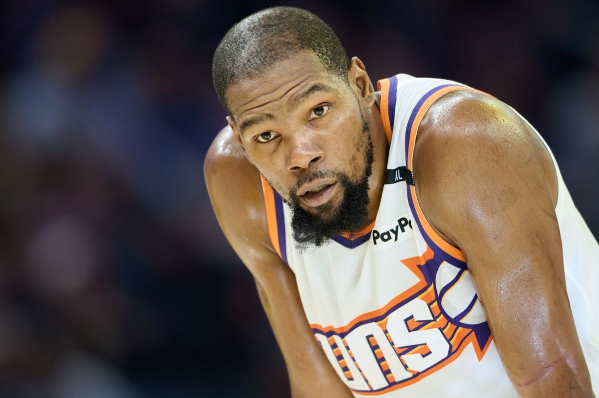 Dec 28, 2024; San Francisco, California, USA; Phoenix Suns forward Kevin Durant (35) waits for play to resume against the Golden State Warriors during the third quarter at Chase Center. Mandatory Credit: Robert Edwards-Imagn Images