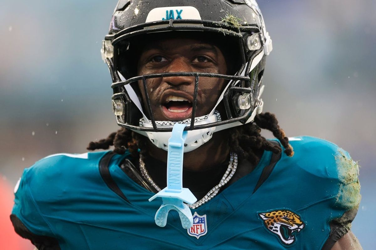 Jacksonville Jaguars wide receiver Brian Thomas Jr. (7) reacts to his first down pickup during the second quarter of an NFL football matchup Sunday, Dec. 29, 2024 at EverBank Stadium in Jacksonville, Fla. [Corey Perrine/Florida Times-Union]