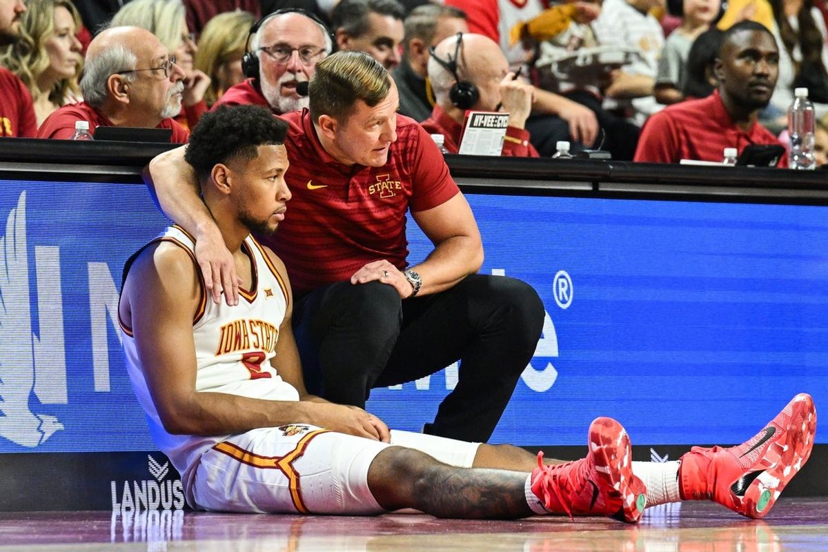 Iowa State Cyclones head coach T.J. Otzelberger talks with forward Joshua Jefferson (2) against the Baylor Bears during the second half at James H. Hilton Coliseum. Mandatory Credit: Jeffrey Becker-Imagn Images