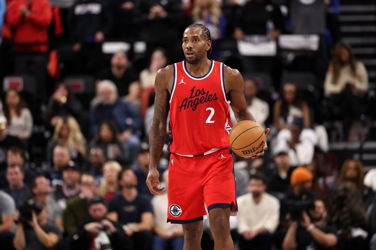 Jan 4, 2025; Inglewood, California, USA;  Los Angeles Clippers forward Kawhi Leonard (2) dribbles the ball against the Atlanta Hawks during the second quarter at Intuit Dome. Mandatory Credit: Kiyoshi Mio-Imagn Images