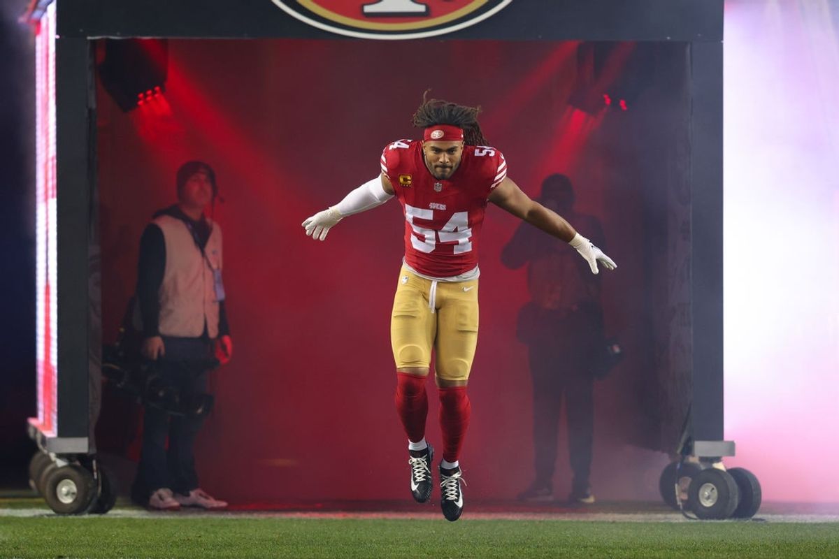 Dec 30, 2024; Santa Clara, California, USA; San Francisco 49ers linebacker Fred Warner (54) during the game against the Detroit Lions at Levi's Stadium. Mandatory Credit: Sergio Estrada-Imagn Images