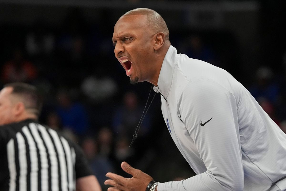 Memphis' head coach Penny Hardaway shouts to his players during the game between the University of North Texas and the University of Memphis at FedExForum in Memphis, Tenn., on Sunday, January 5, 2025.