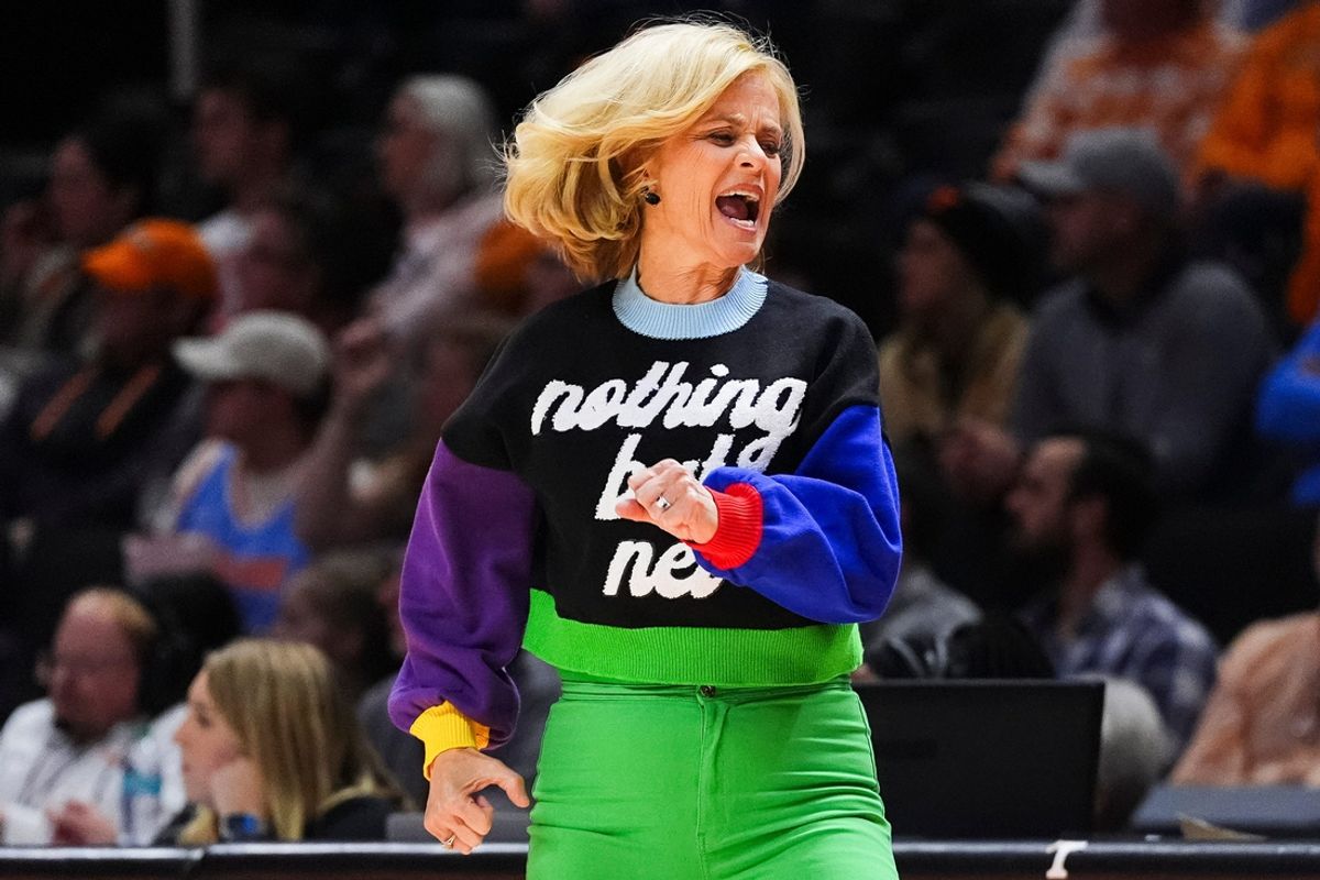 LSU head coach Kim Mulkey doesn't like a call during a women's college basketball game between the Lady Vols and LSU at Thompson-Boling Arena at Food City Center on Thursday, Jan. 9, 2025.