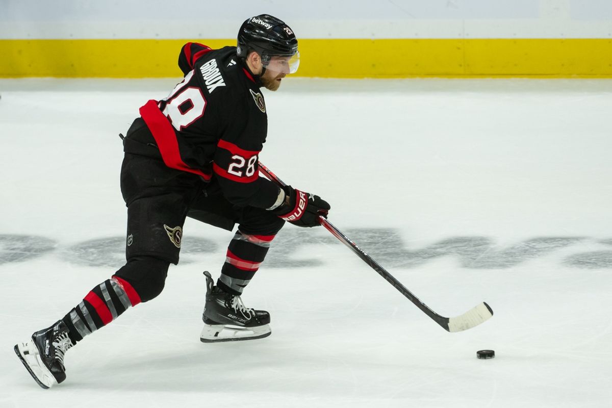 Jan 18, 2025; Ottawa, Ontario, CAN; Ottawa Senators right wing Claude Giroux (28) skates with the puck in the third period against the Boston Bruins at the Canadian Tire Centre. Mandatory Credit: Marc DesRosiers-Imagn Images