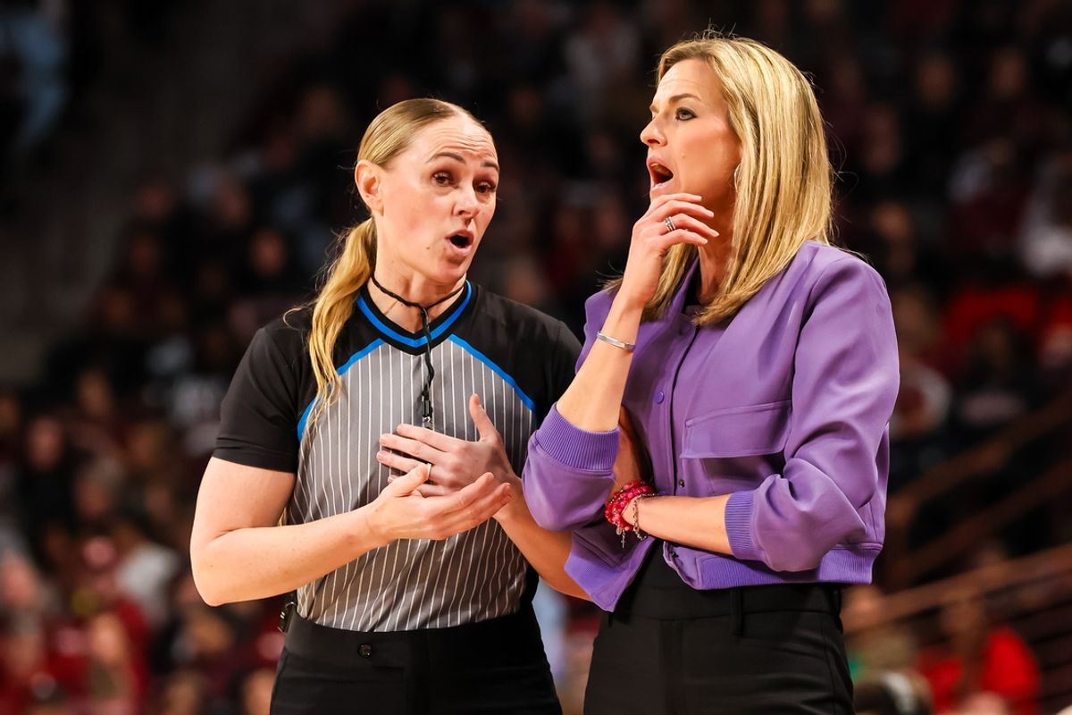 Jan 19, 2025; Columbia, South Carolina, USA; Oklahoma Sooners head coach Jennie Baranczyk disputes a call against the South Carolina Gamecocks in the first half at Colonial Life Arena. Mandatory Credit: Jeff Blake-Imagn Images