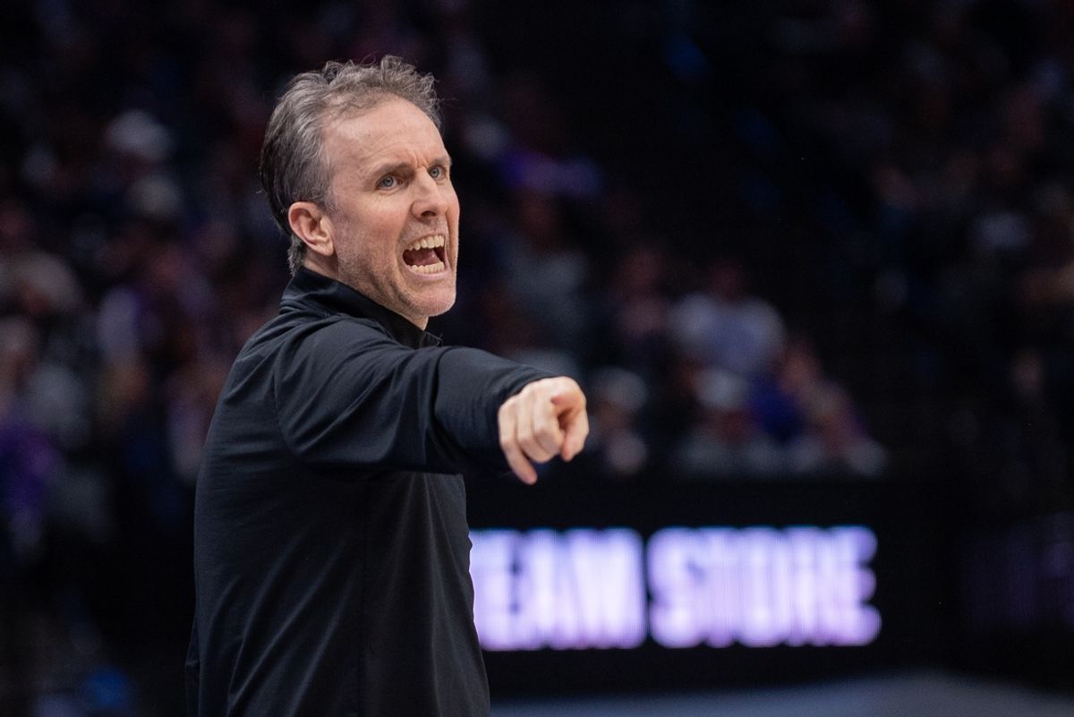 Jan 19, 2025; Sacramento, California, USA; Washington Wizards head coach Brian Keefe calls out to his team during the second quarter of the game against the Sacramento Kings at Golden 1 Center. Mandatory Credit: Ed Szczepanski-Imagn Images
