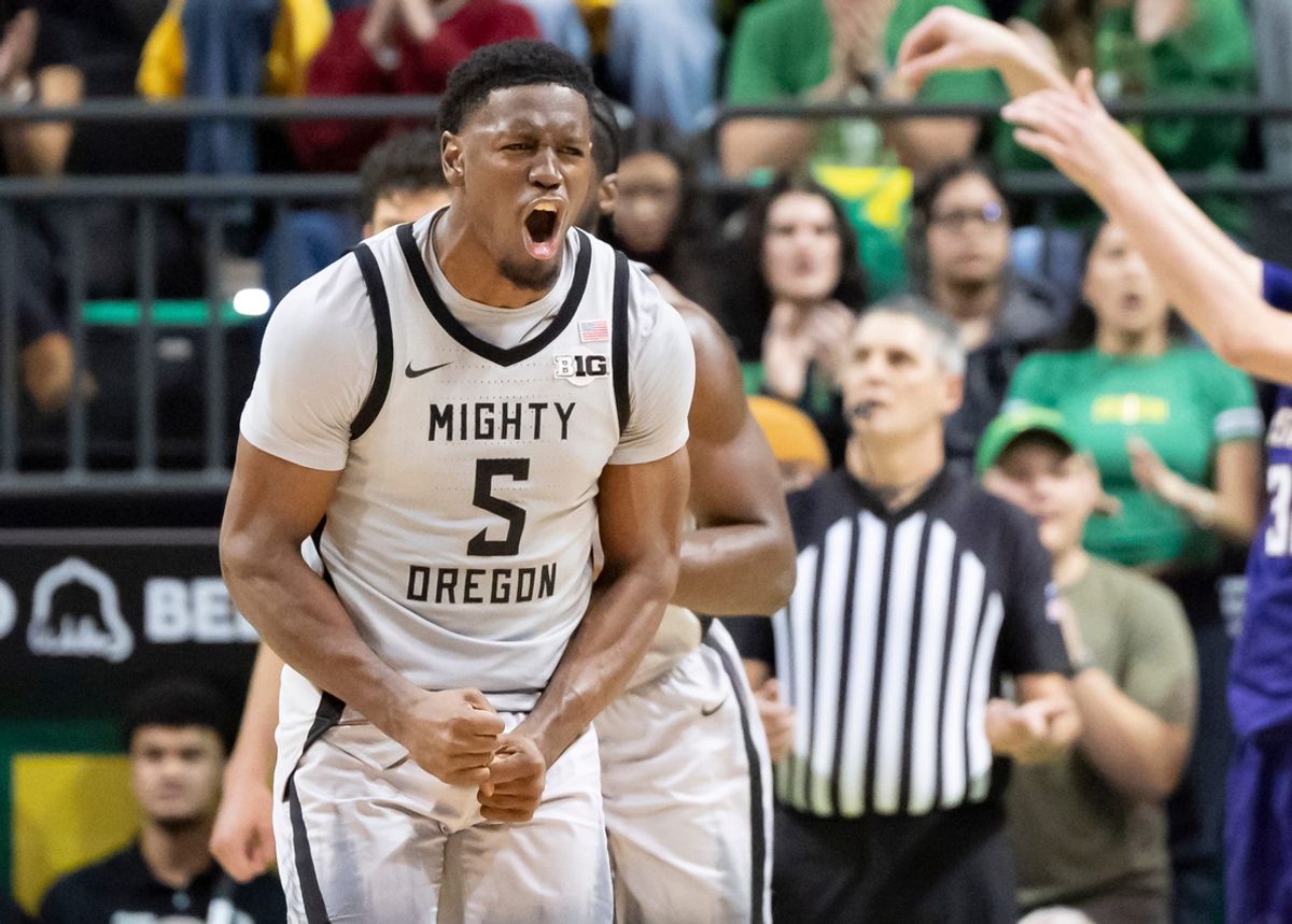 Oregon guard TJ Bamba celebrates after a travel is called on Washington as the Oregon Ducks host the Washington Huskies Tuesday, Jan. 21, 2025, at Matthew Knight Arena in Eugene, Ore.