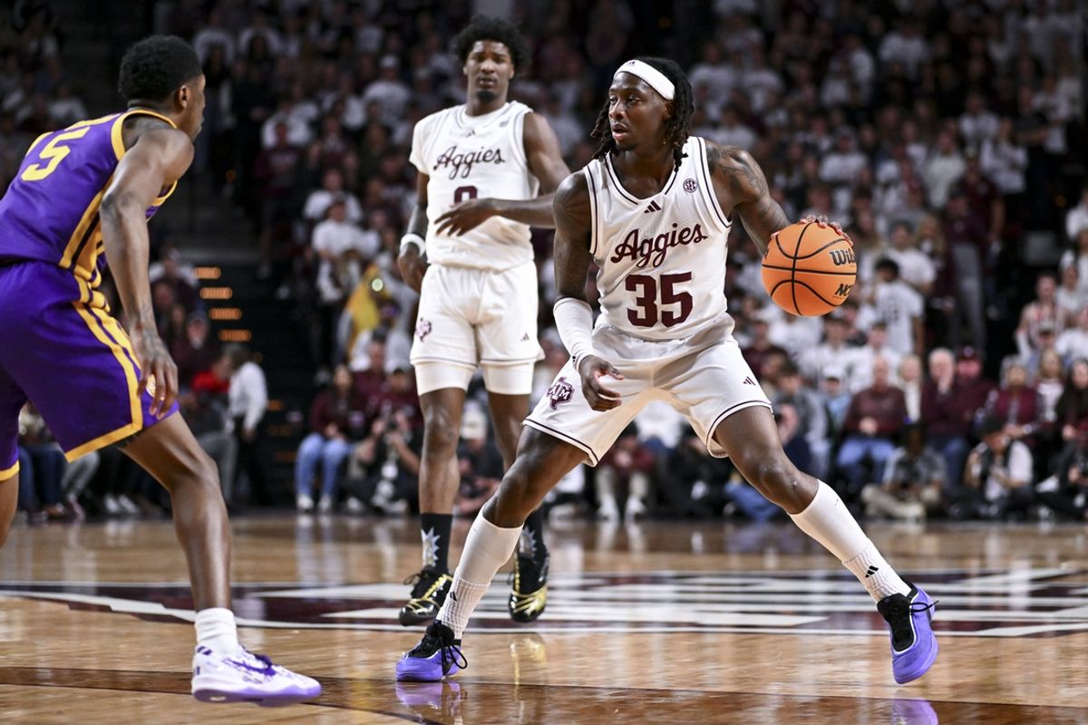 Jan 18, 2025; College Station, Texas, USA; Texas A&M Aggies guard Manny Obaseki (35) sets the play against the LSU Tigers during the first half at Reed Arena. The Aggies defeated the Tigers 68-57. Mandatory Credit: Maria Lysaker-Imagn Images