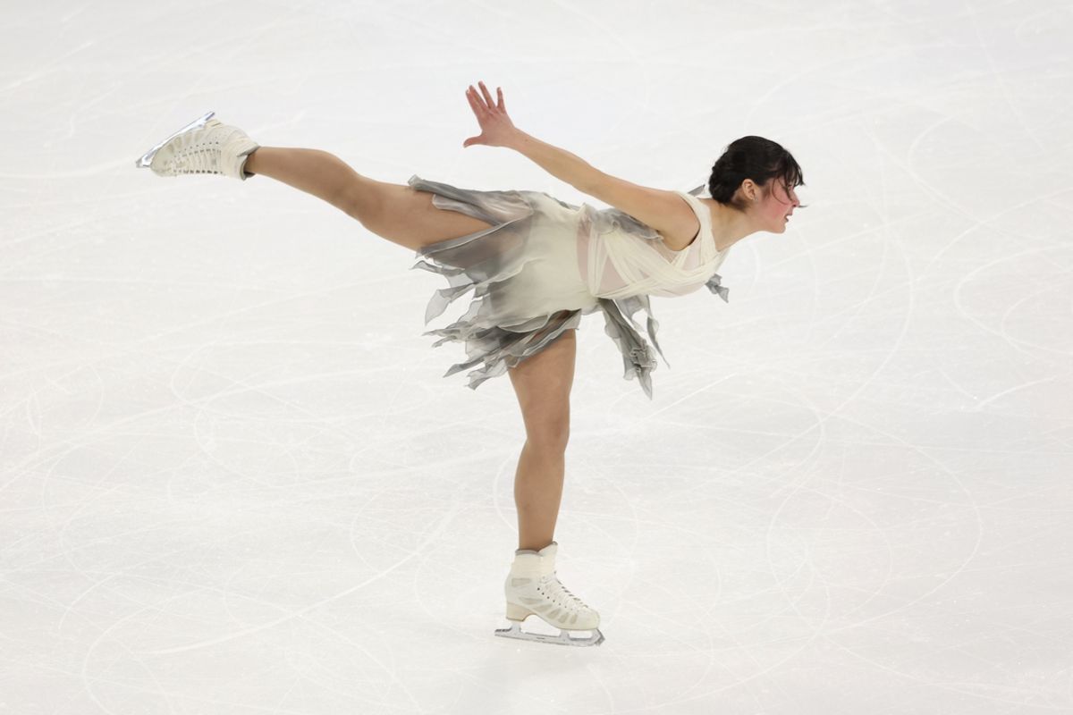 Jan 23, 2025; Wichita, Kansas, USA; Alysa Liu competes in the women short program during the 2025 U.S. Figure Skating Championship at INTRUST Bank Arena. Mandatory Credit: William Purnell-Imagn Images