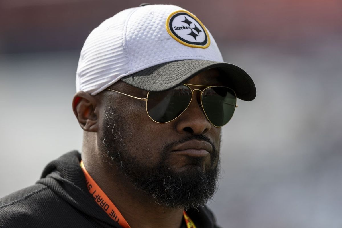 Jan 28, 2025; Mobile, AL, USA; Pittsburgh Steelers head coach Mike Tomlin visits the field during Senior Bowl practice for the American team at Hancock Whitney Stadium. Mandatory Credit: Vasha Hunt-Imagn Images