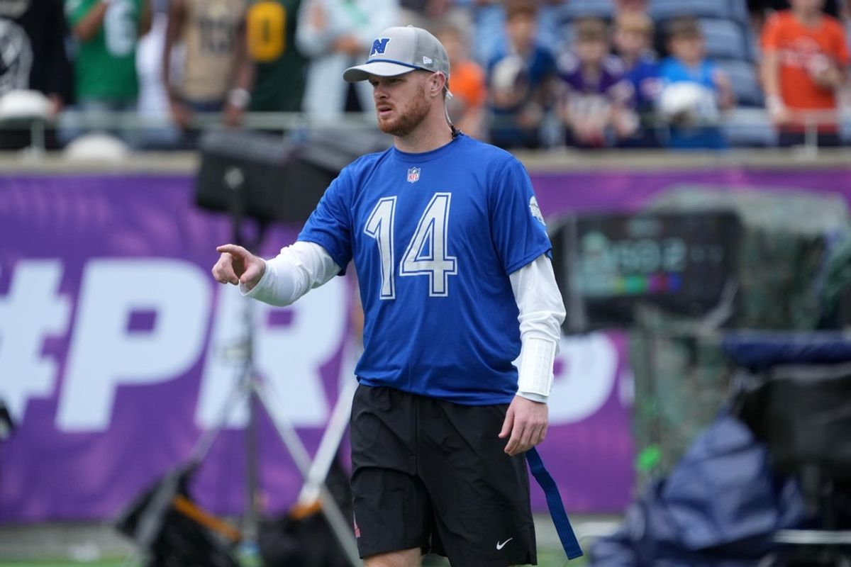 Feb 1, 2025; Orlando, FL, USA; Minnesota Vikings quarterback Sam Darnold (14) during NFC Practice for the Pro Bowl Games at Camping World Stadium. Mandatory Credit: Kirby Lee-Imagn Images