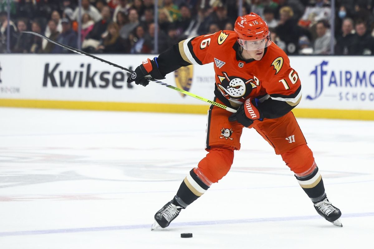 Feb 4, 2025; Anaheim, California, USA; Anaheim Ducks center Ryan Strome (16) prepares to shoot against the Dallas Stars during the second period of a hockey game at Honda Center. Mandatory Credit: Jessica Alcheh-Imagn Images