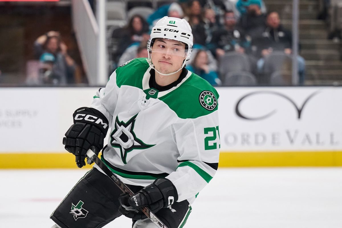 Feb 8, 2025; San Jose, California, USA; Dallas Stars left wing Jason Robertson (21) skates against the San Jose Sharks during the third period at SAP Center at San Jose. Mandatory Credit: Robert Edwards-Imagn Images