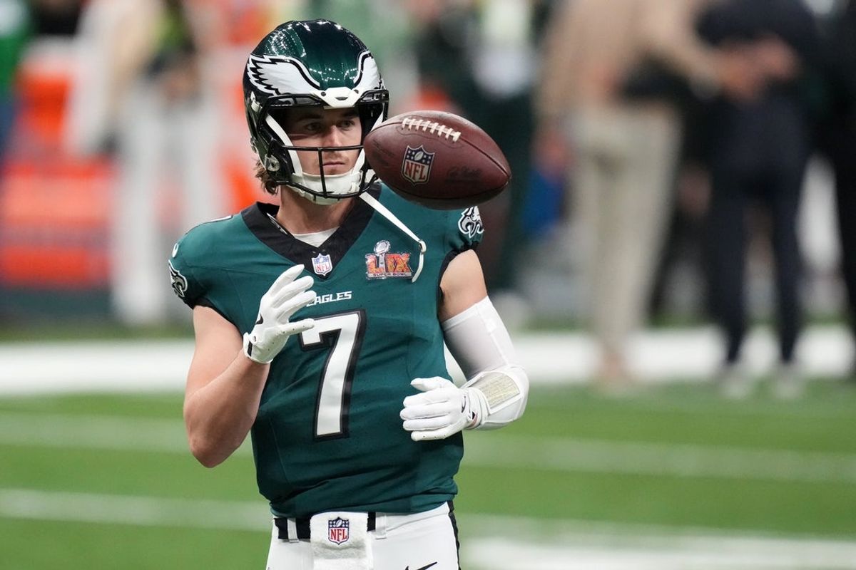 Quarterback Kenny Pickett (7) did not have his 2026 option exercised by the Browns on Thursday. Mandatory Credit: Kirby Lee-Imagn Images