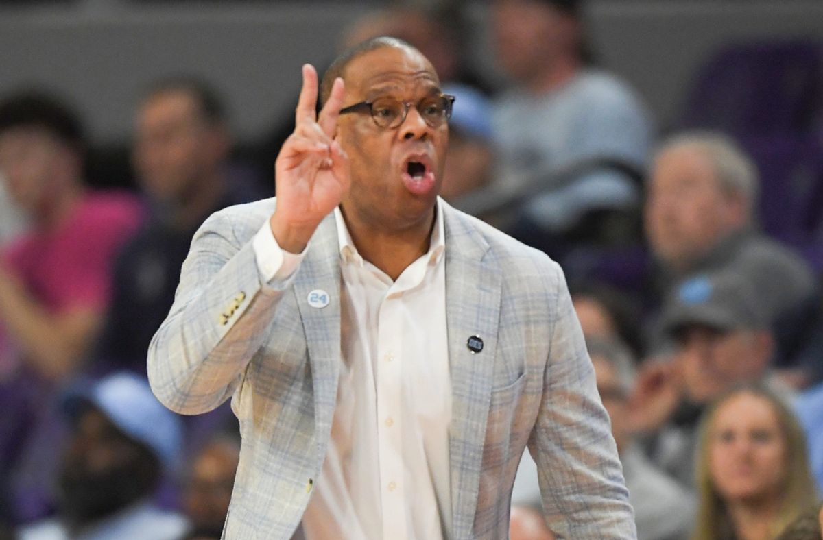 University of North Carolina Head Coach Hubert Davis during the second half Monday, Feb 10, 2025; Clemson, South Carolina, USA; at Littlejohn Coliseum.