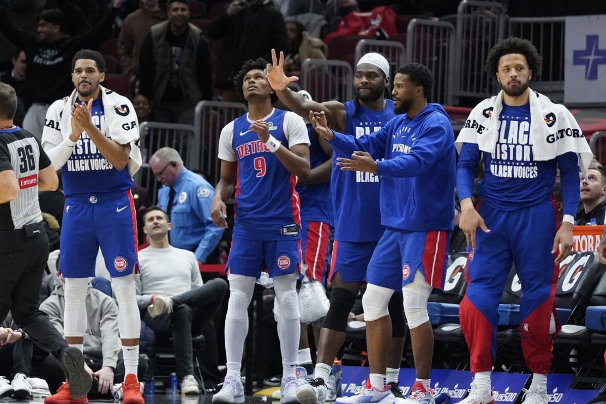 Feb 11, 2025; Chicago, Illinois, USA; The Detroit Pistons celebrate a basket against the Chicago Bulls during the second half at United Center. Mandatory Credit: David Banks-Imagn Images