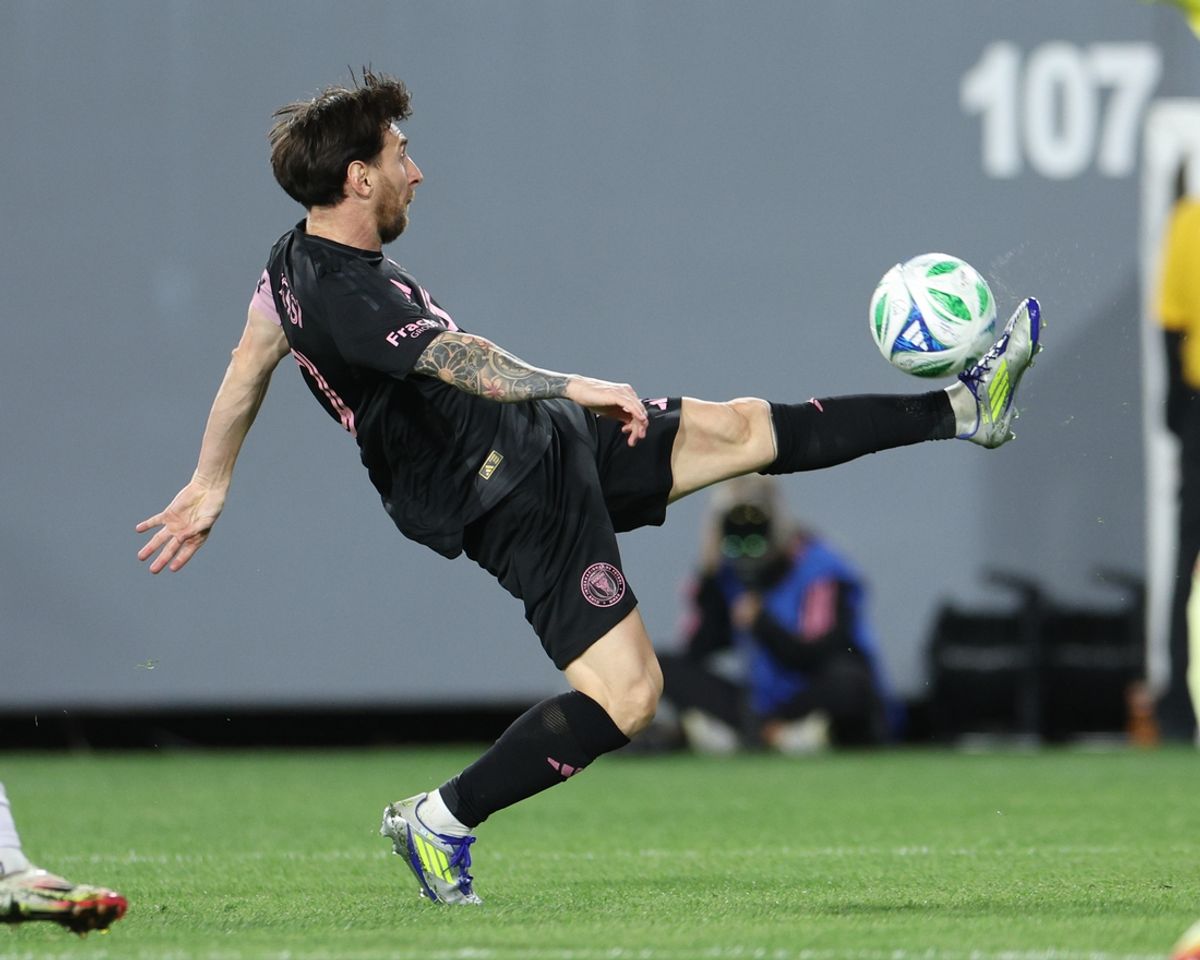 Feb 14, 2025; Tampa, FL, USA; Inter Miami CF forward Lionel Messi (10) controls the ball against Orlando City in the second half at Raymond James Stadium. Mandatory Credit: Nathan Ray Seebeck-Imagn Images