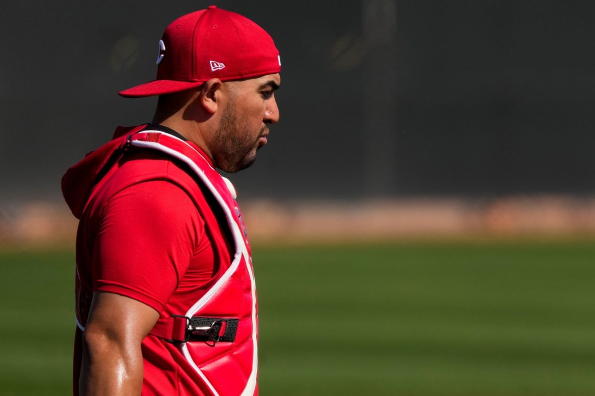 Cincinnati Reds catcher Jose Trevino (35) wraps up a session at the Cincinnati Reds Player Development Complex in Goodyear, Ariz., on Saturday, Feb. 15, 2025.