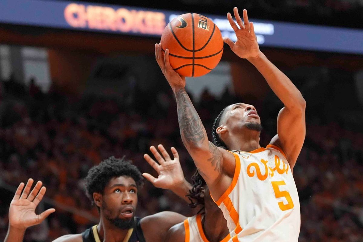 Tennessee's Zakai Zeigler (5) takes a shot during a men’s college basketball game between Tennessee and Vanderbilt at Thompson-Boling Arena at Food City Center, Saturday, Feb. 15, 2025.